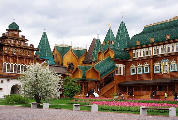 дворец алексея михайловича в коломенском